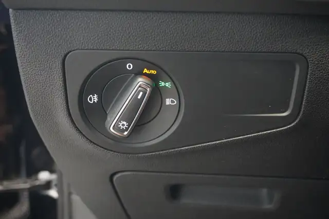 Volkswagen Tiguan view 14