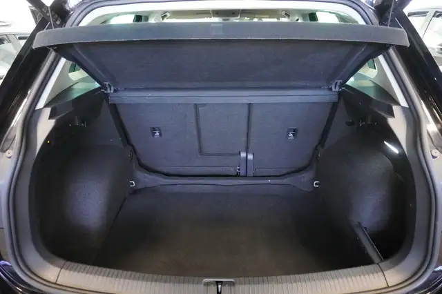 Volkswagen Tiguan view 10