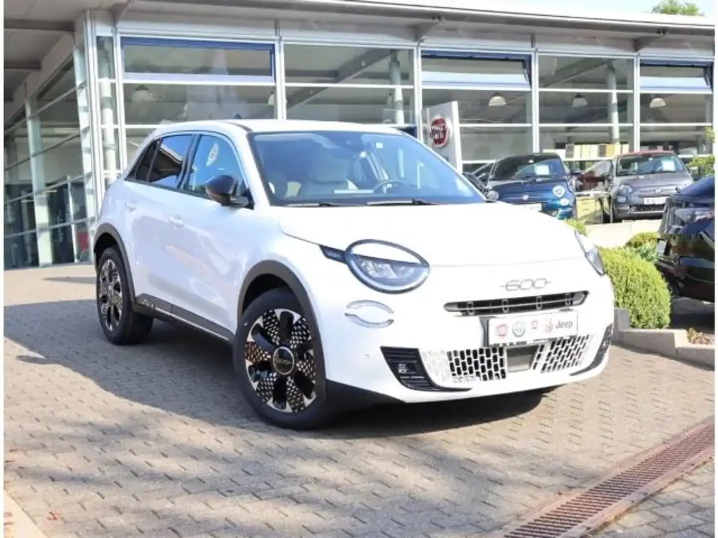 Fiat 600 Hybrid 110CV DCT6 MHEV La Prima NAVI e TELECAMERA Bianco - 1