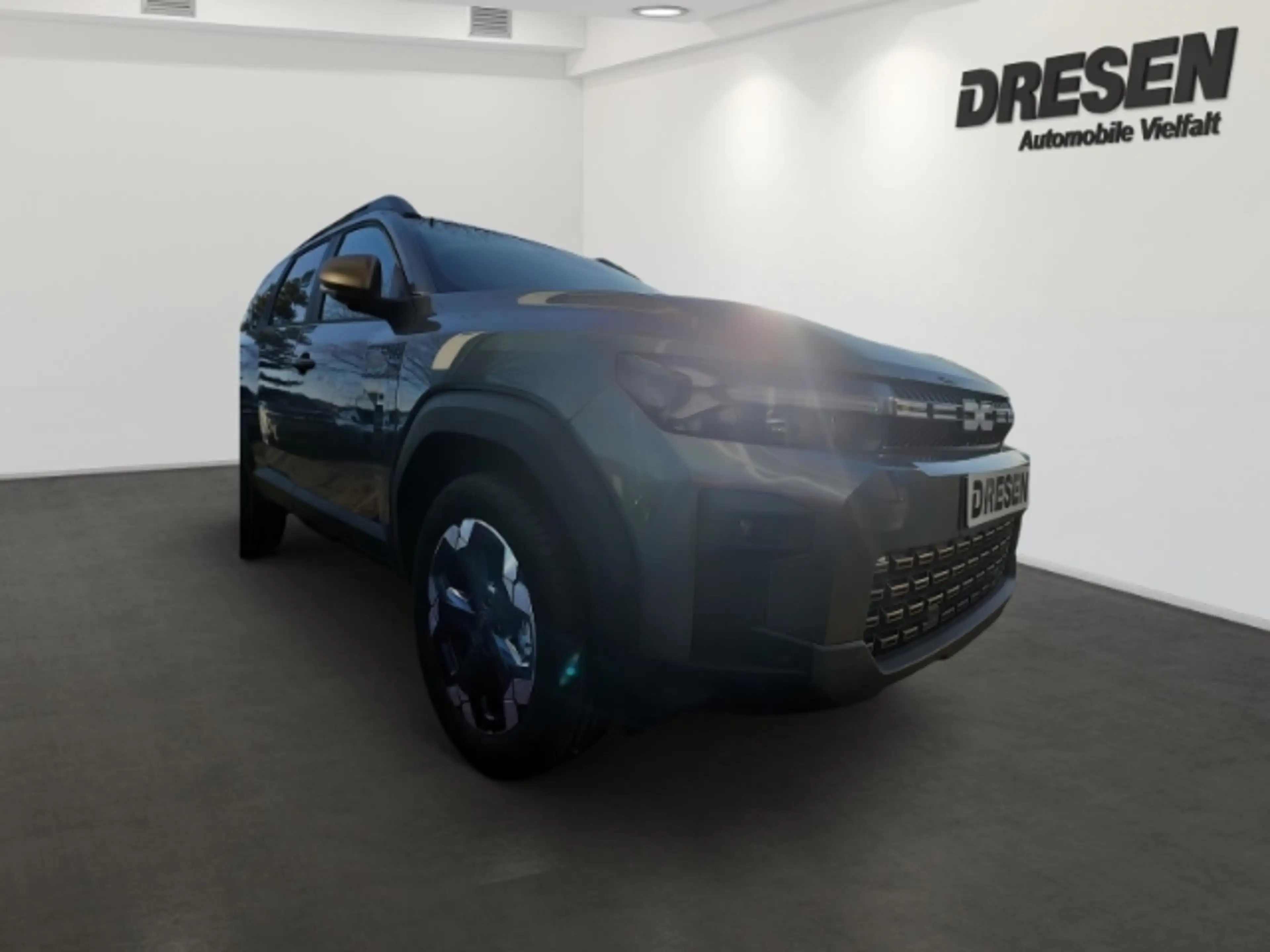 Dacia Bigster Extreme TCe140+el.Panodach+Winter+&City-P+el.Heckk — photo 2