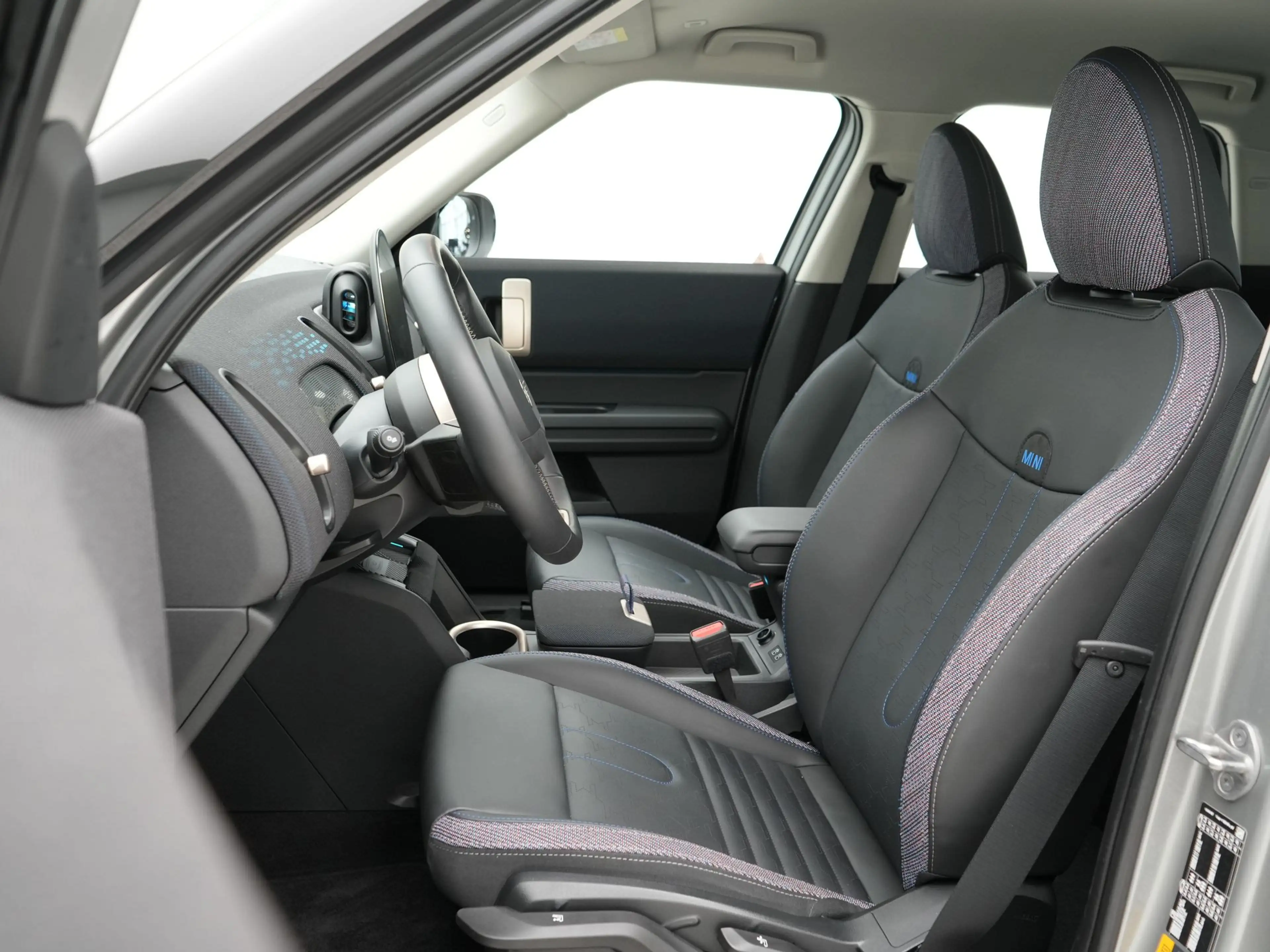 MINI Countryman E Classic Pakket XS — photo 4