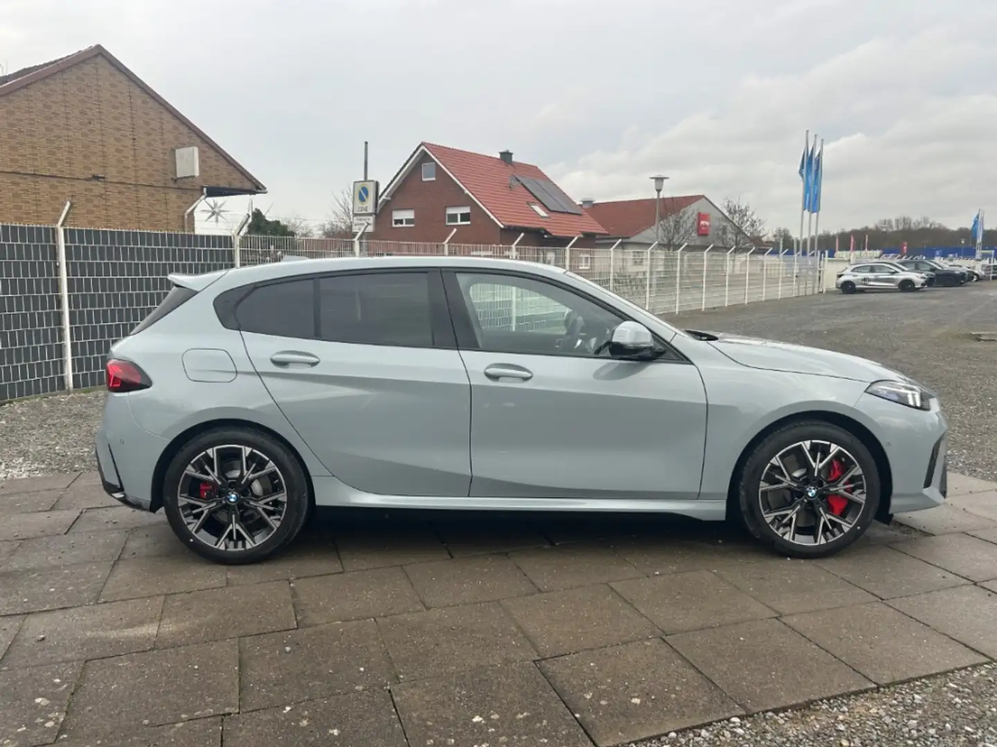 BMW 123 xDrive M Sport Driv.Assist Pro Har/Kar HUD! Šedá - 2