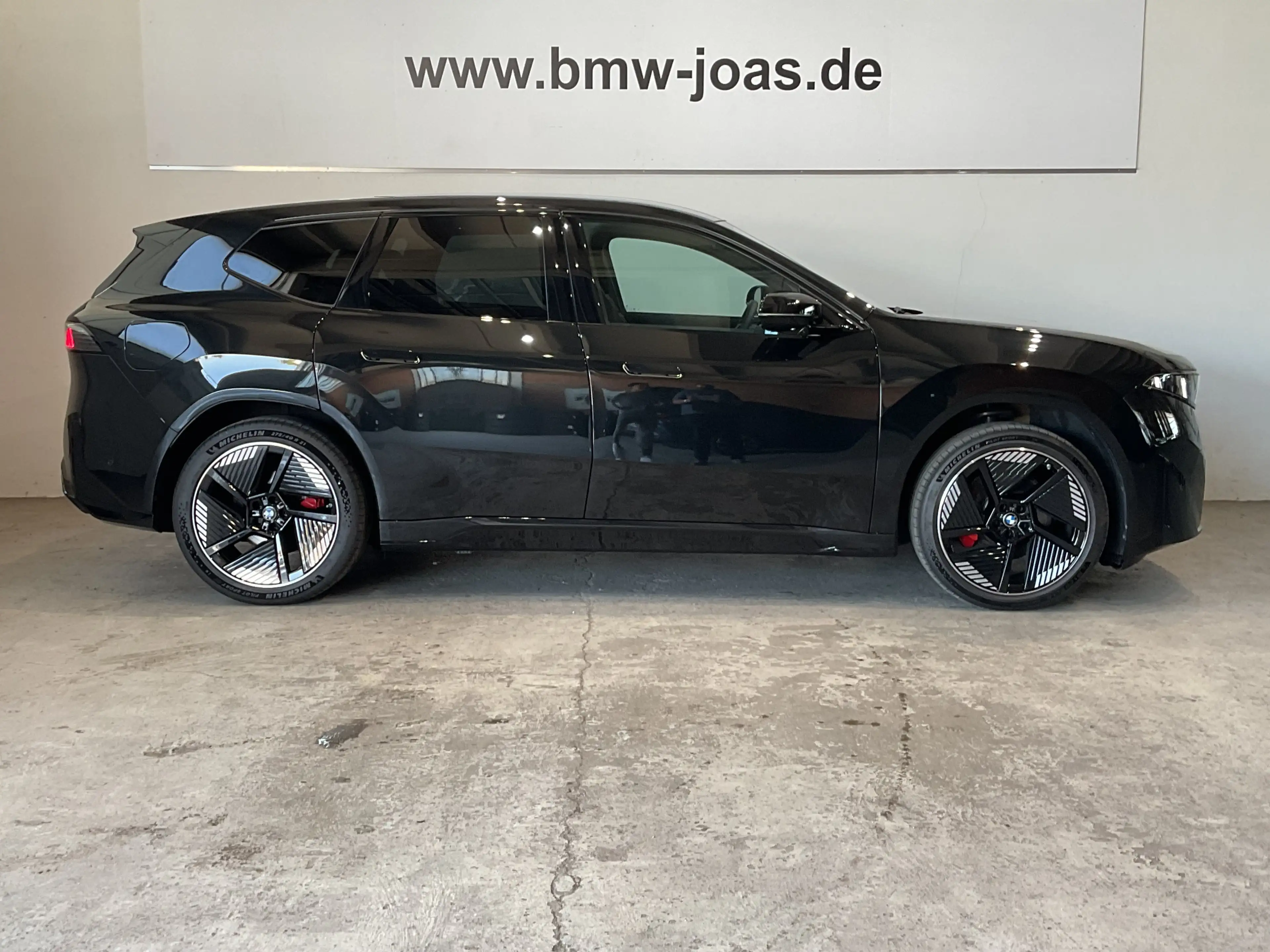 BMW iX3 50 xDrive M Sportpaket Pro, Panoramadach, Panorami — photo 11