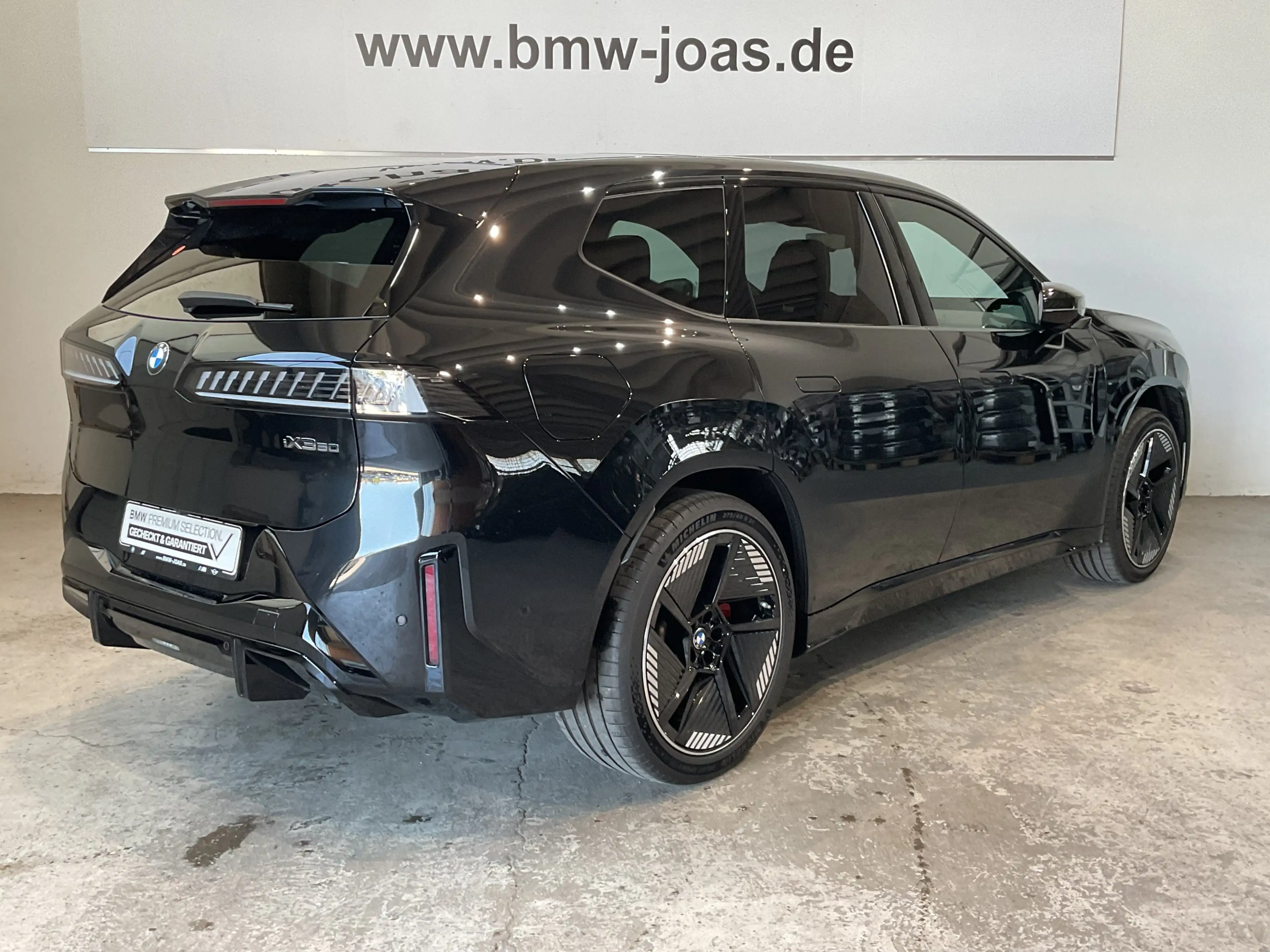 BMW iX3 50 xDrive M Sportpaket Pro, Panoramadach, Panorami — photo 15