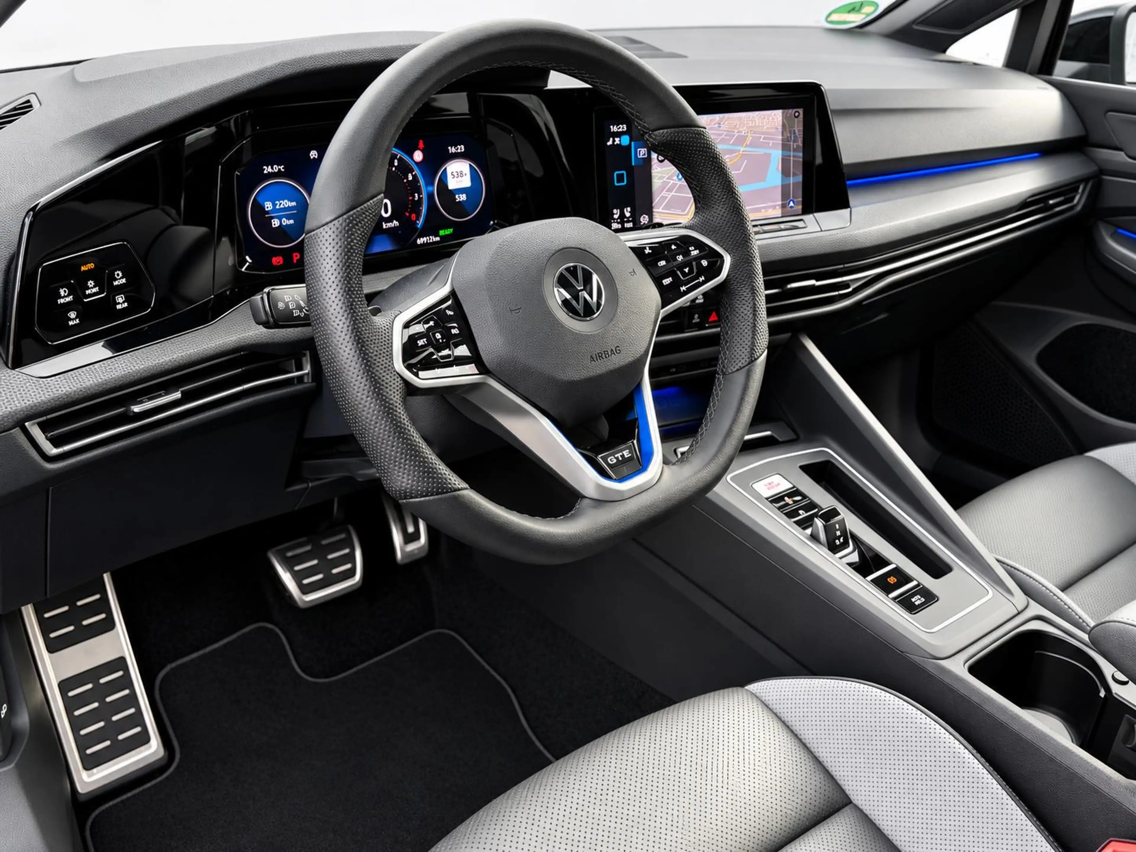 Volkswagen Golf GTE 1.4 eHybrid SOH91% Panodak Trekhaak Camera Stoel E — photo 22