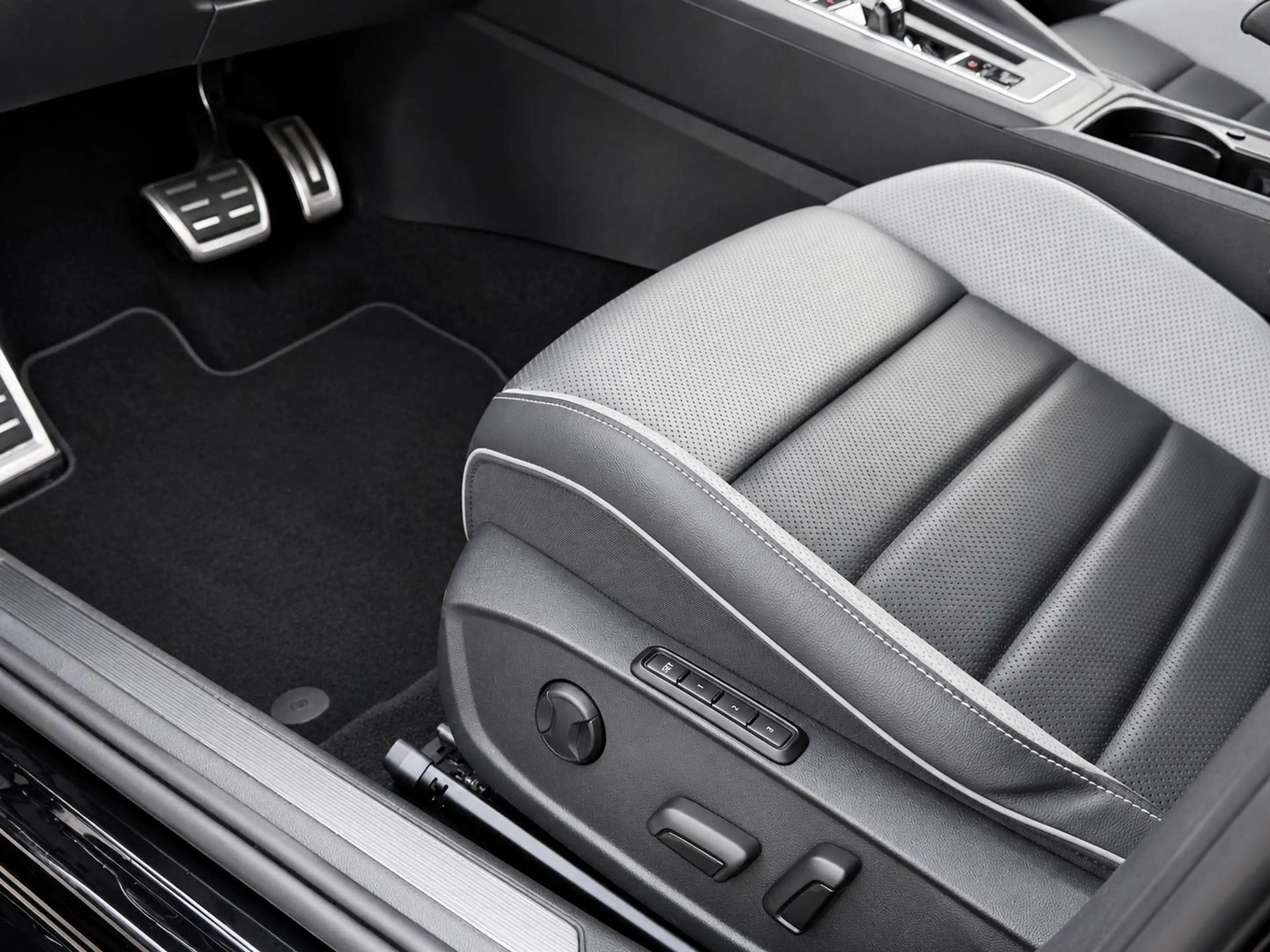 Volkswagen Golf GTE 1.4 eHybrid SOH91% Panodak Trekhaak Camera Stoel E — photo 21