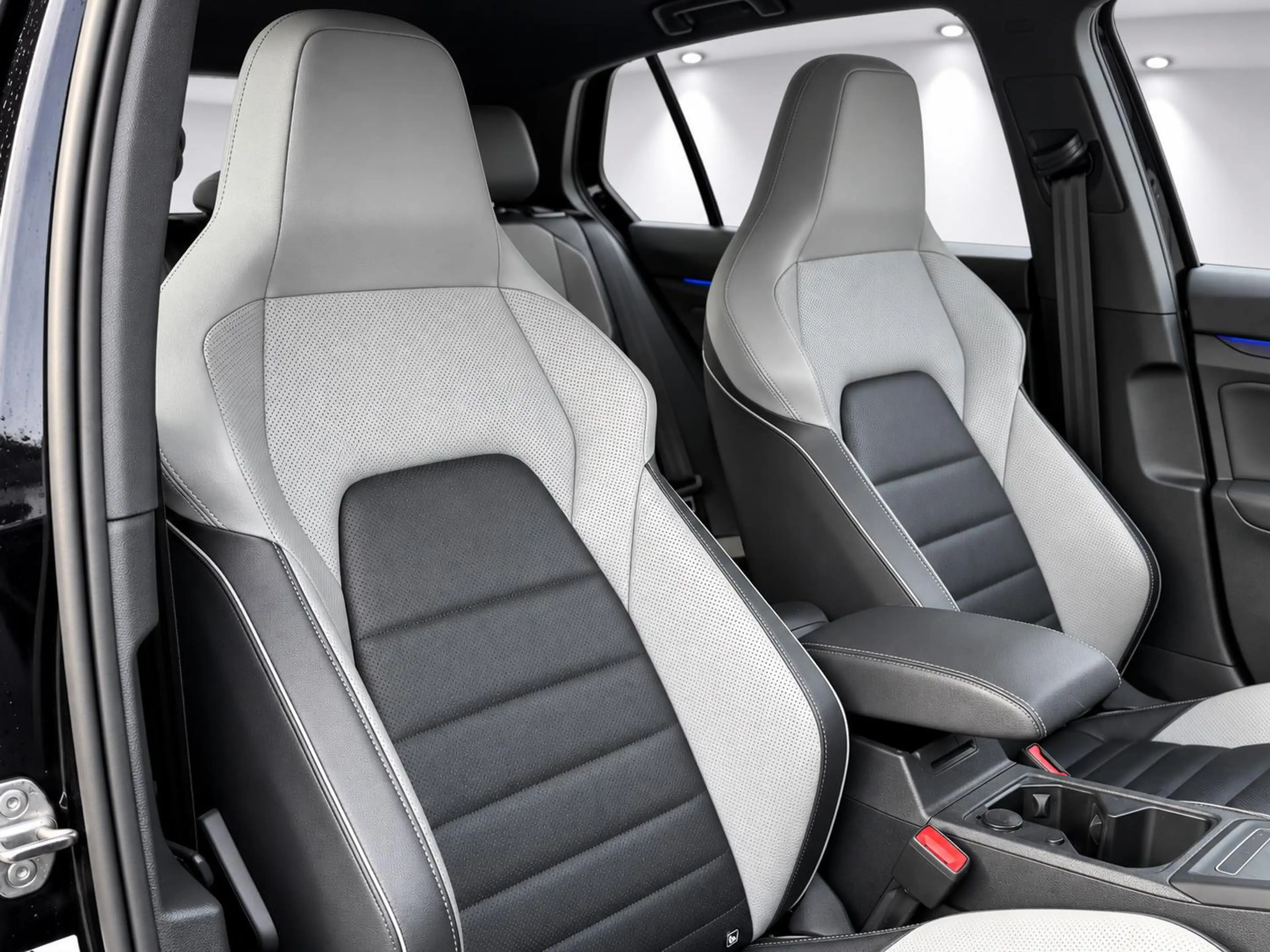 Volkswagen Golf GTE 1.4 eHybrid SOH91% Panodak Trekhaak Camera Stoel E — photo 36