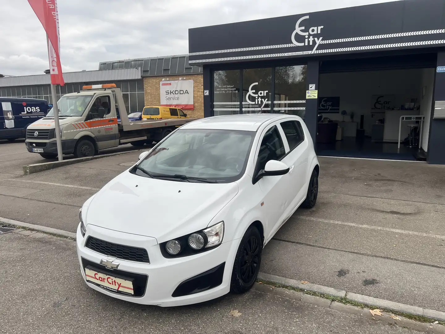 Chevrolet Aveo LT Weiß - 1