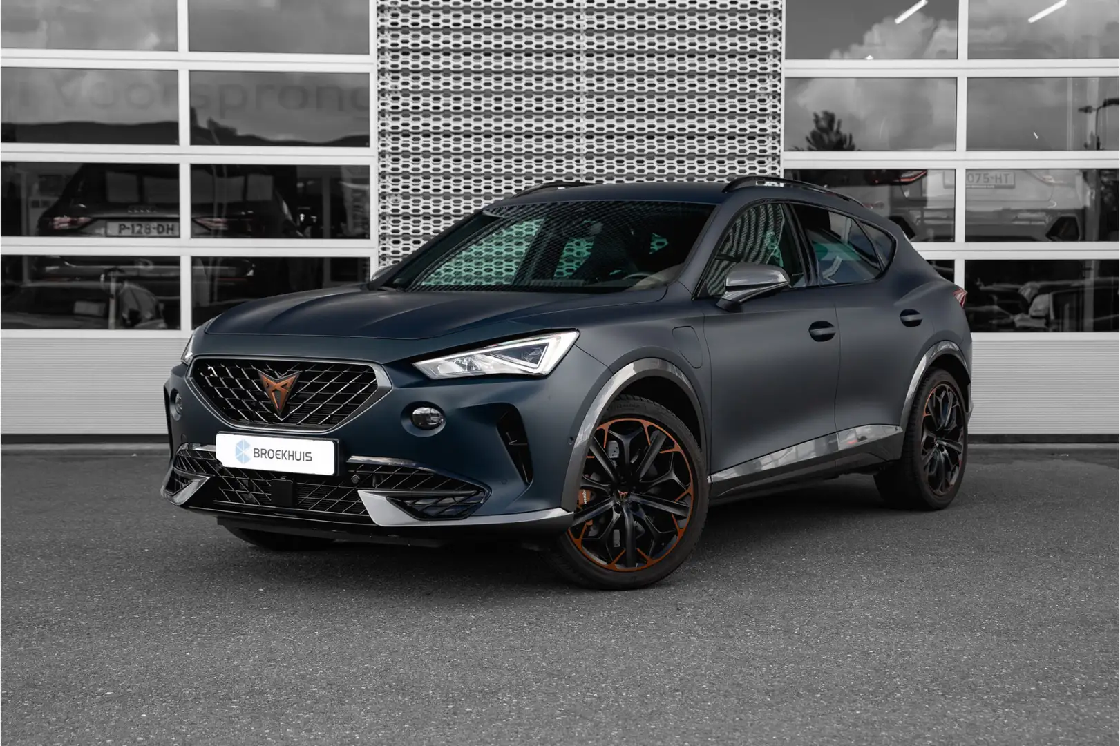 CUPRA Formentor 1.4 e-Hybrid Performance VZ 245pk | Carplay | Trek Blau - 1