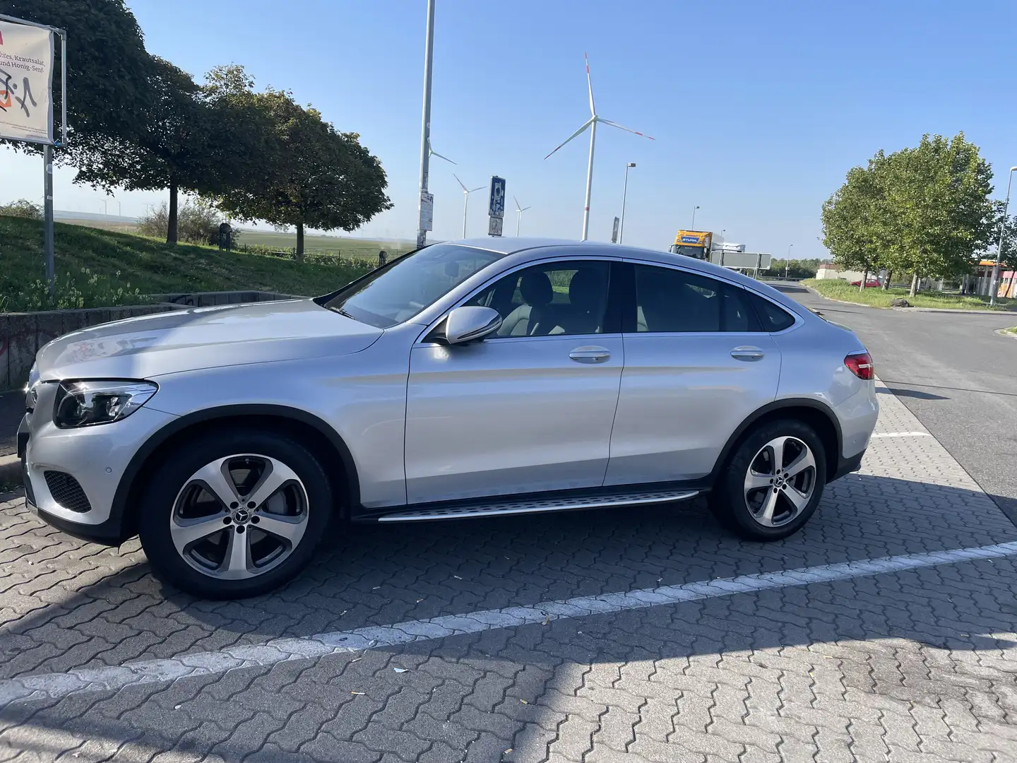 Mercedes-Benz GLC 250 GLC 250 4Matic (253.346) Stříbrná - 1