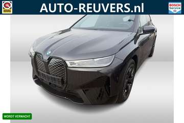 xDrive40 M-Sport SKY Edition 77 kWh / Panorama / H