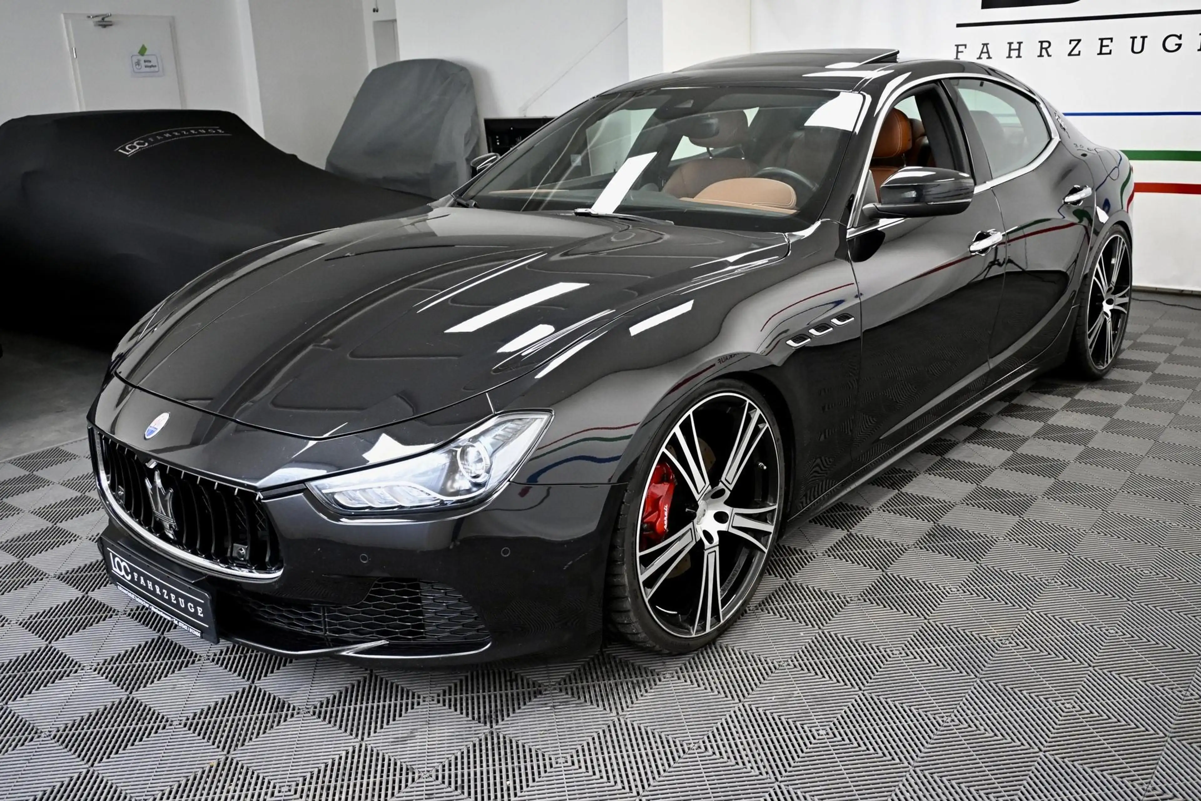Maserati Ghibli Ghibli 3.0 V6 Diesel *Zegna Edition+MANSORY* — photo 2