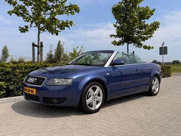 Cabriolet 2.4 V6 170pk Exclusive | Origineel NL |