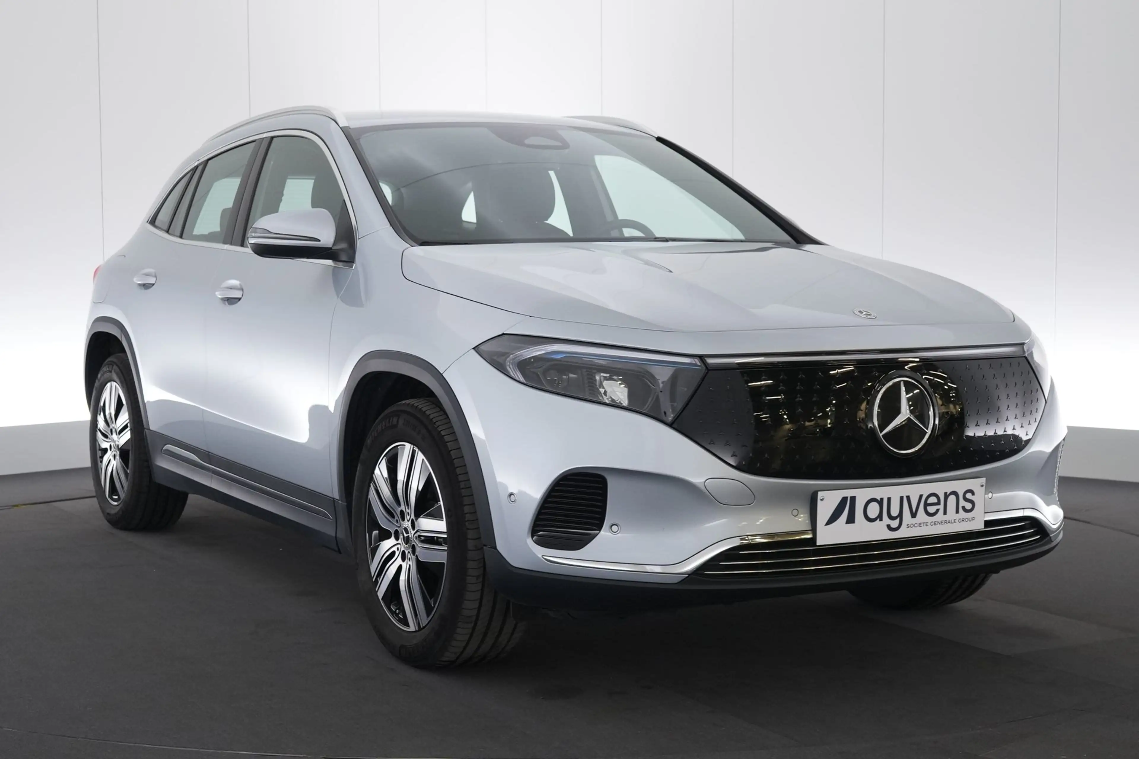 Mercedes-Benz EQA 250 250+ Luxury Line LEDER/CUIR LED GPS PDC CAM Verw. — photo 3