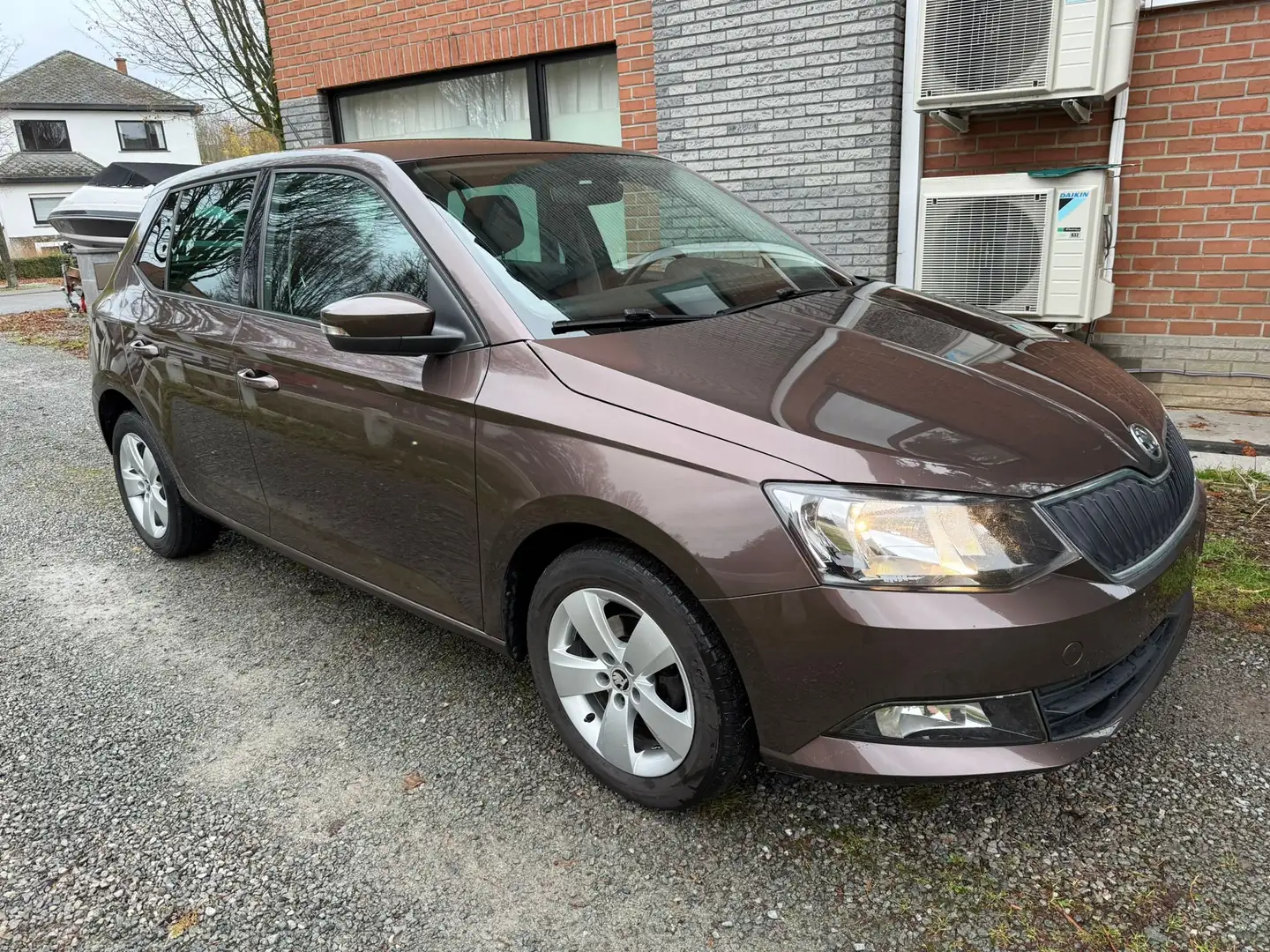 Skoda Fabia Fabia 1.0i Ambition GARANTIE 1 AN/JAAR Brun - 2