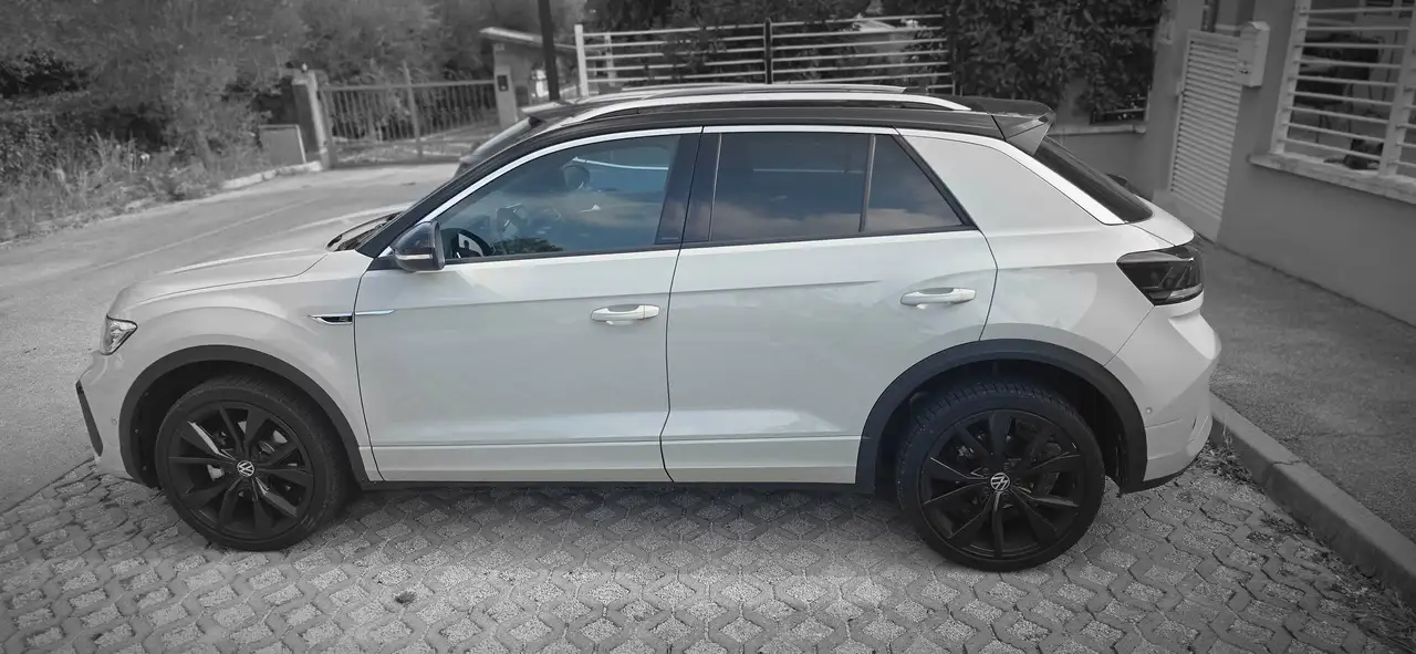 Volkswagen T-Roc T-Roc 1.5 tsi R-Line dsg — photo 1 of 2