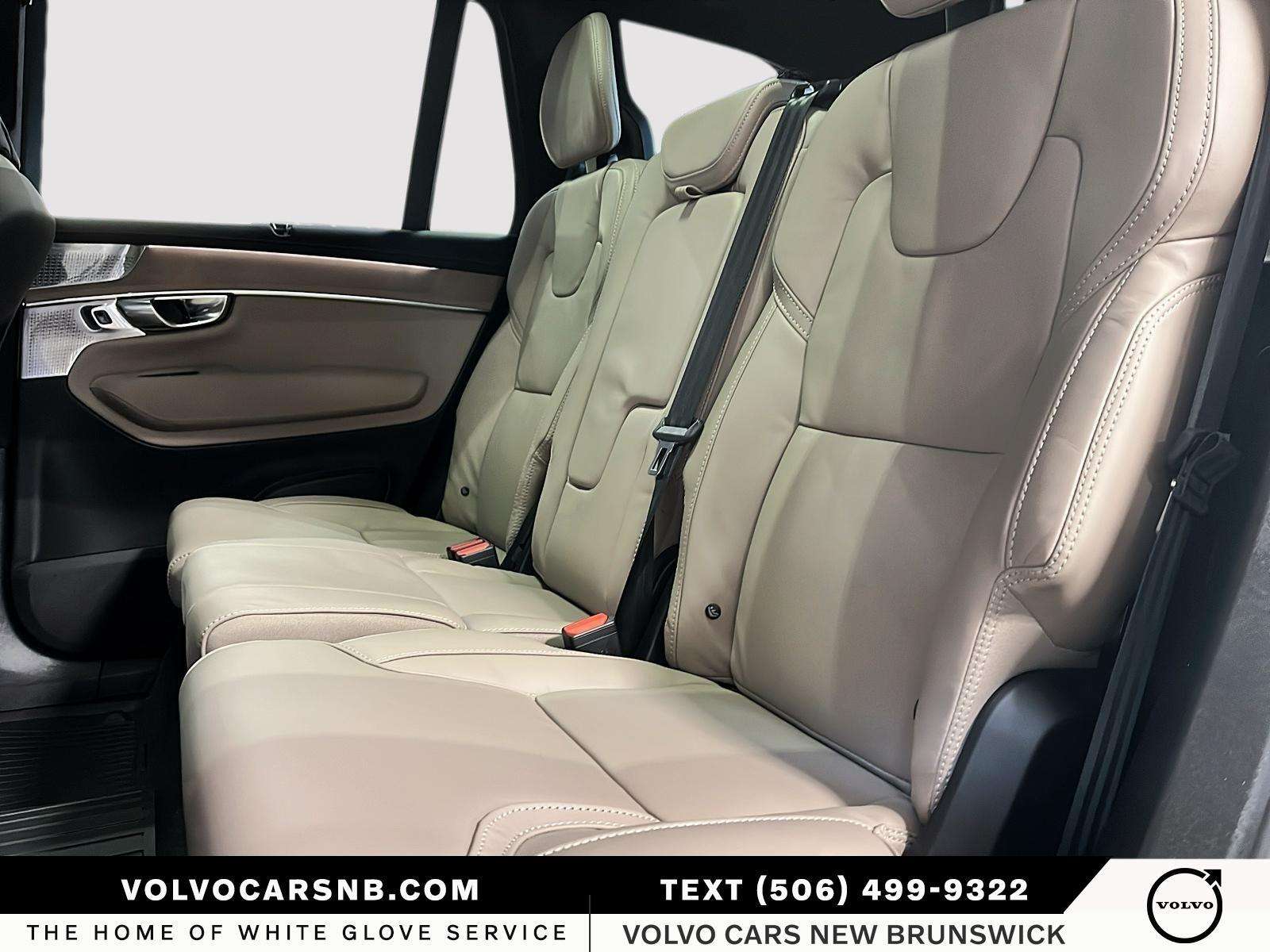 2026 Volvo XC90 B6 Ultra Bright Theme thumb 9