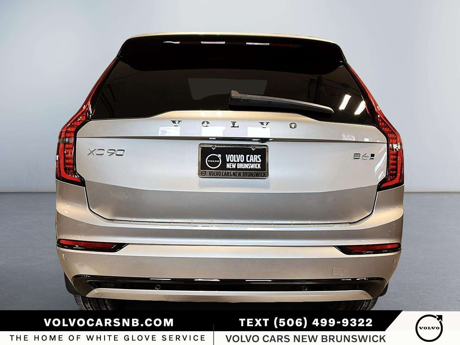 2026 Volvo XC90 B6 Ultra Bright Theme alt 3