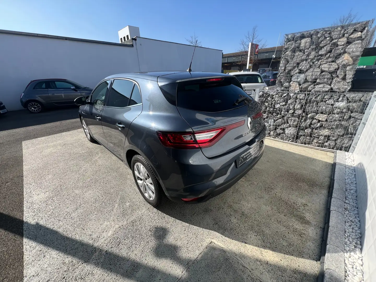 Renault Megane Limited| Metallic| Paket: DeLuxe| Tüv Neu Gris - 2
