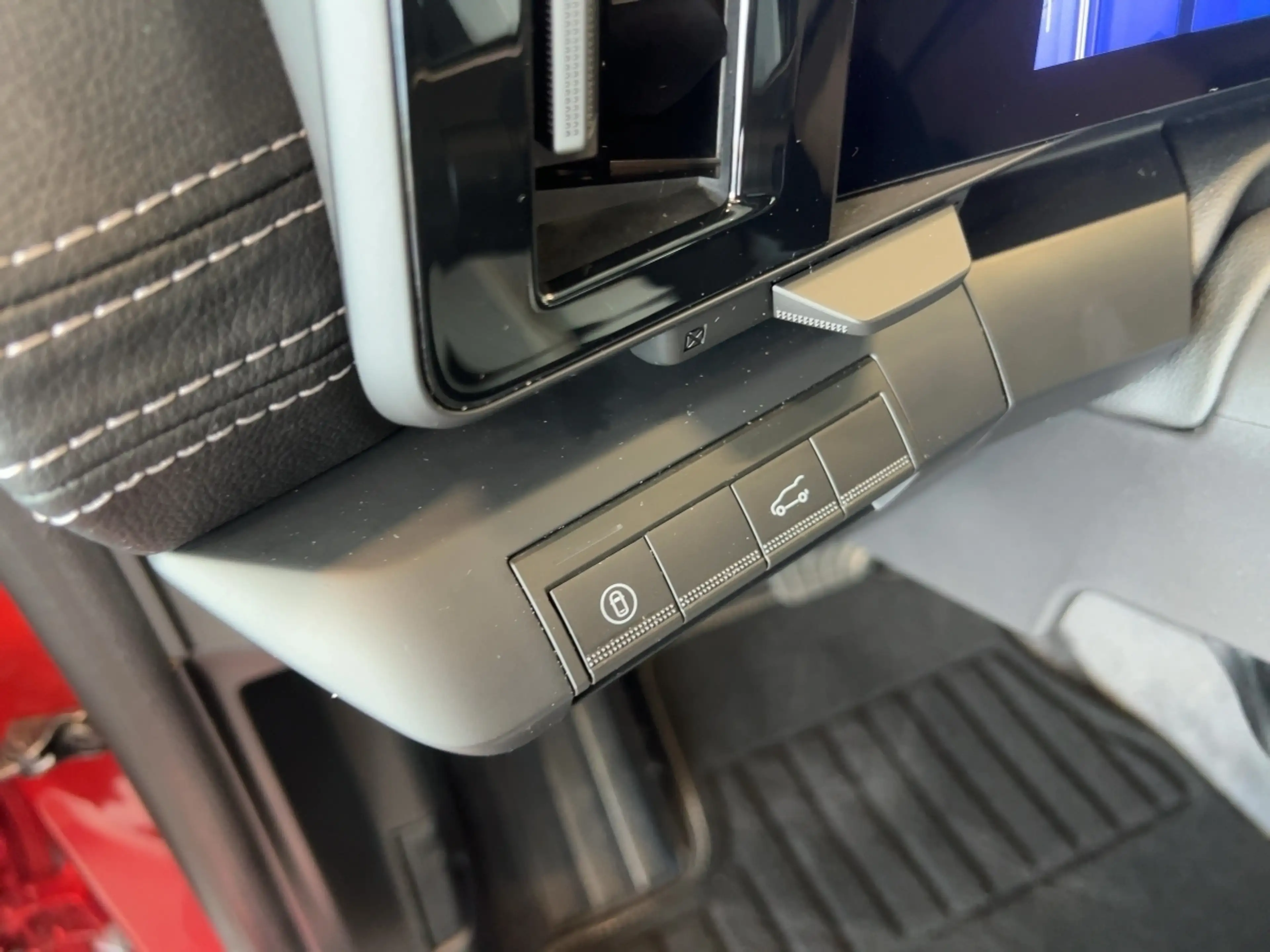 Renault Scenic 100% ele Iconic 220 Long Range PDC — photo 12