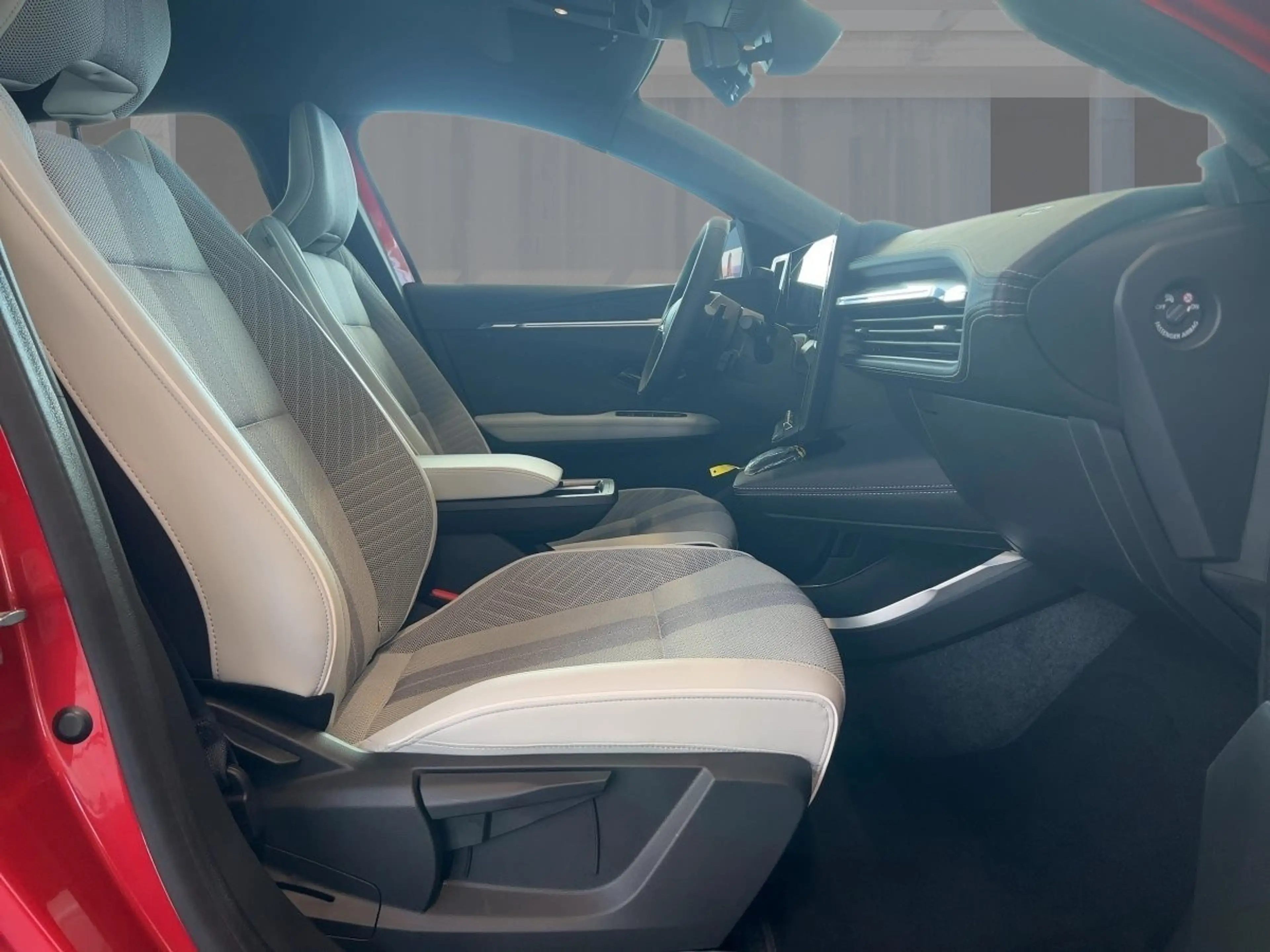 Renault Scenic 100% ele Iconic 220 Long Range PDC — photo 8