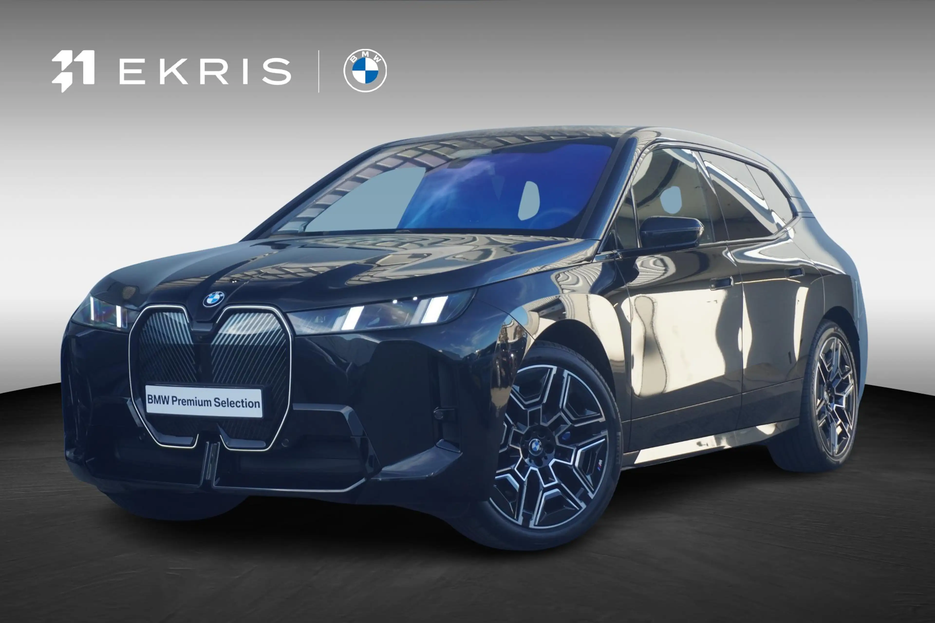 BMW iX xDrive45 | M Sportpakket | Panoramadak Sky Lounge
