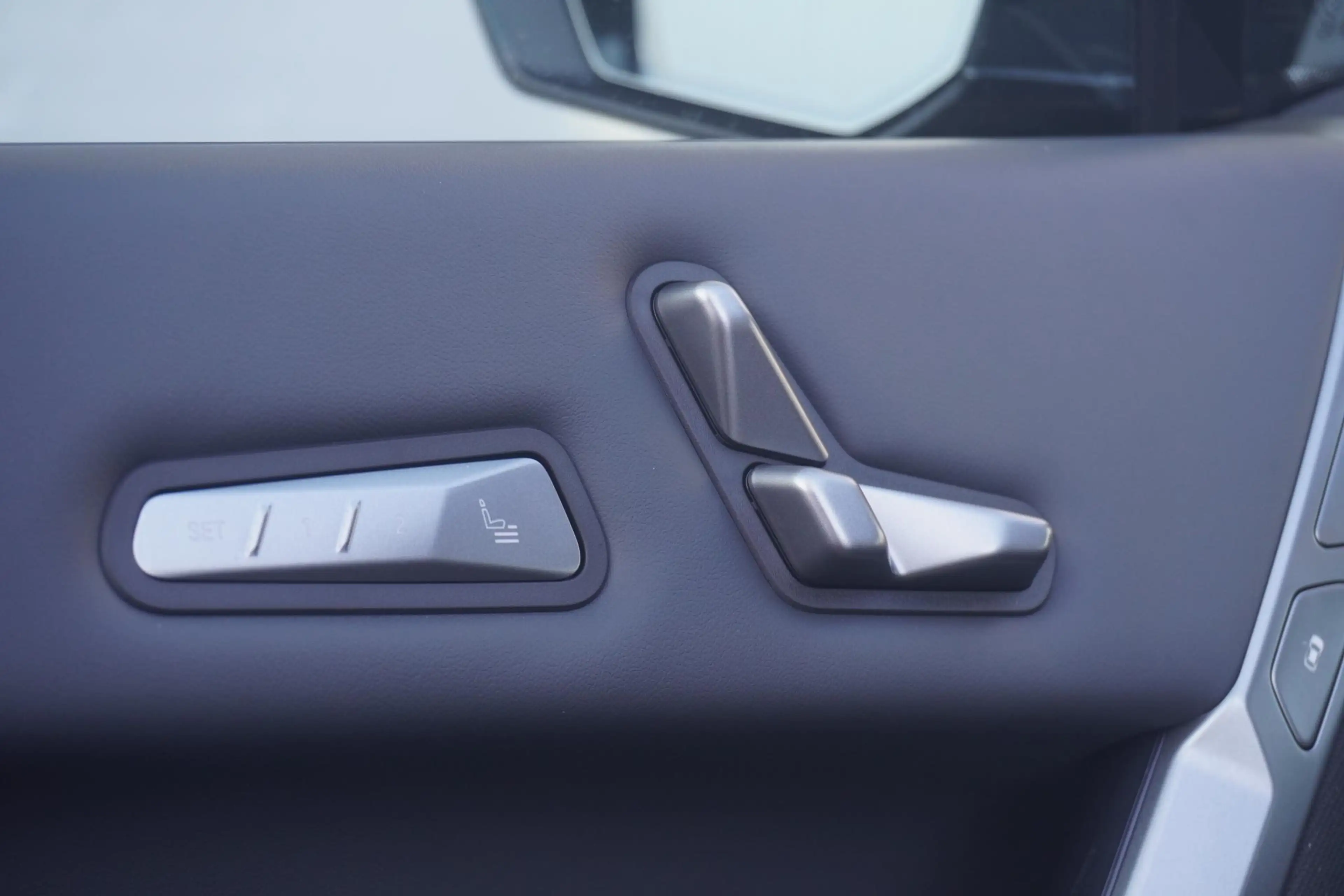 BMW iX xDrive45 | M Sportpakket | Panoramadak Sky Lounge — photo 13