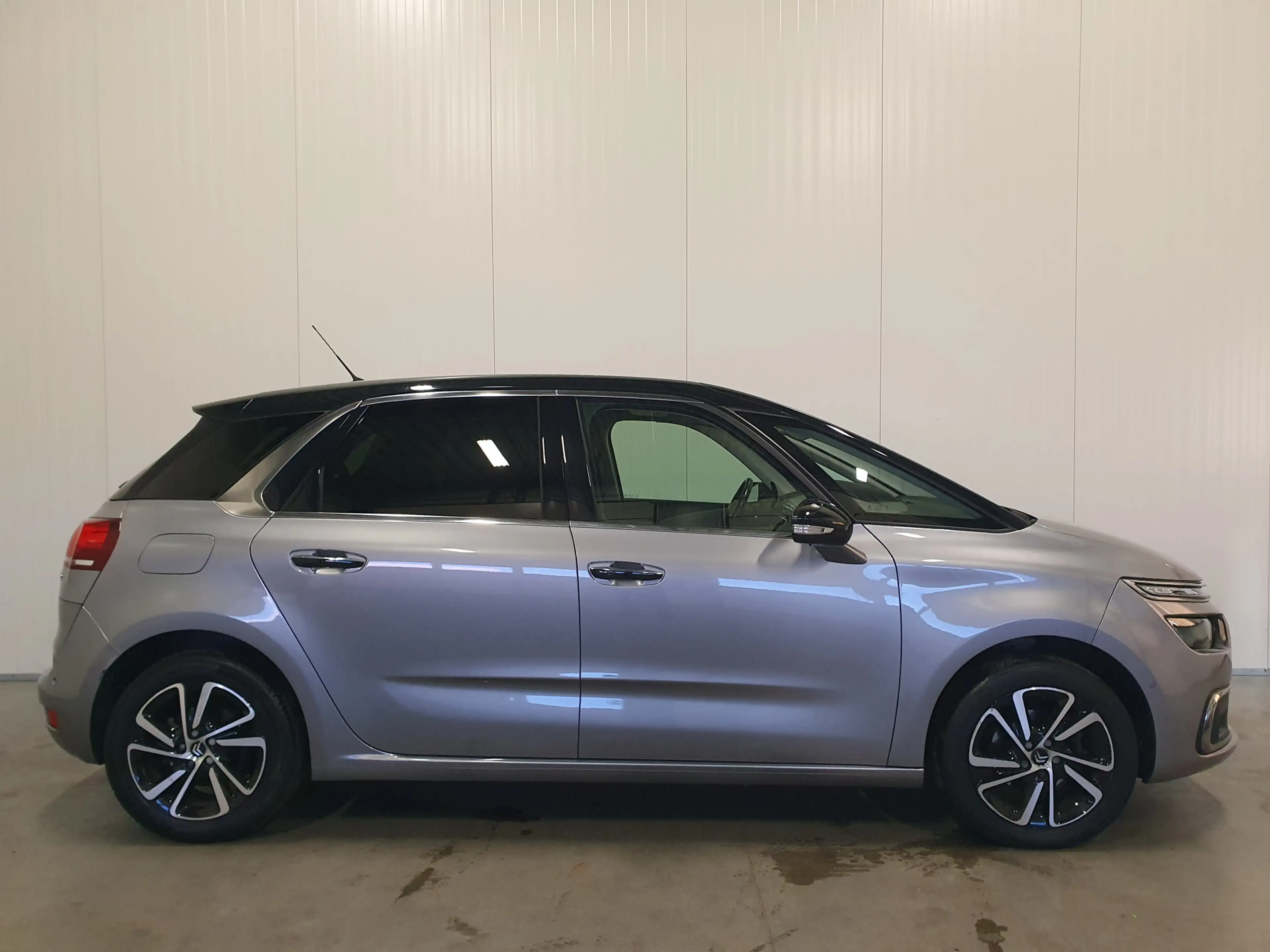 Citroen C4 Picasso 1.2 PureTech Business PANO/CARPLAY/MASSAGE/CAMERA/ — photo 6