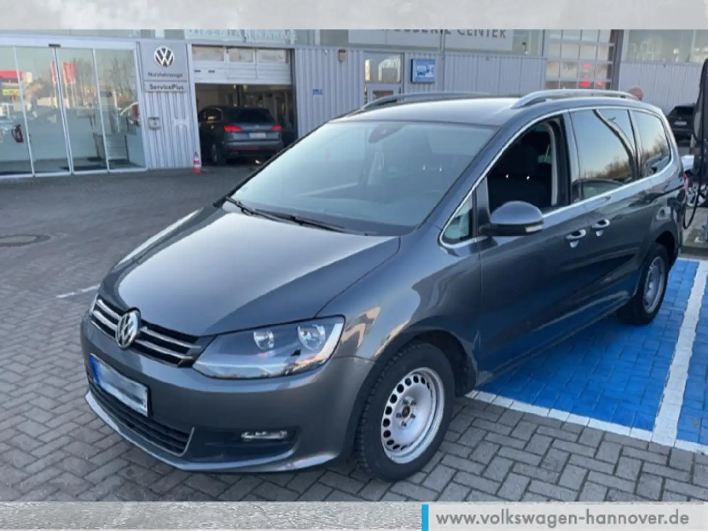 Volkswagen Sharan 1.4 TSI United BSD Kamera ACC PDC Navi SH Grau - 2