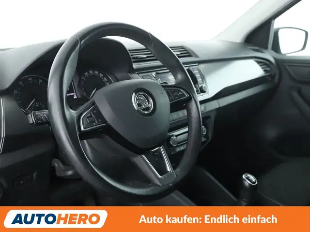 Skoda Fabia view 11