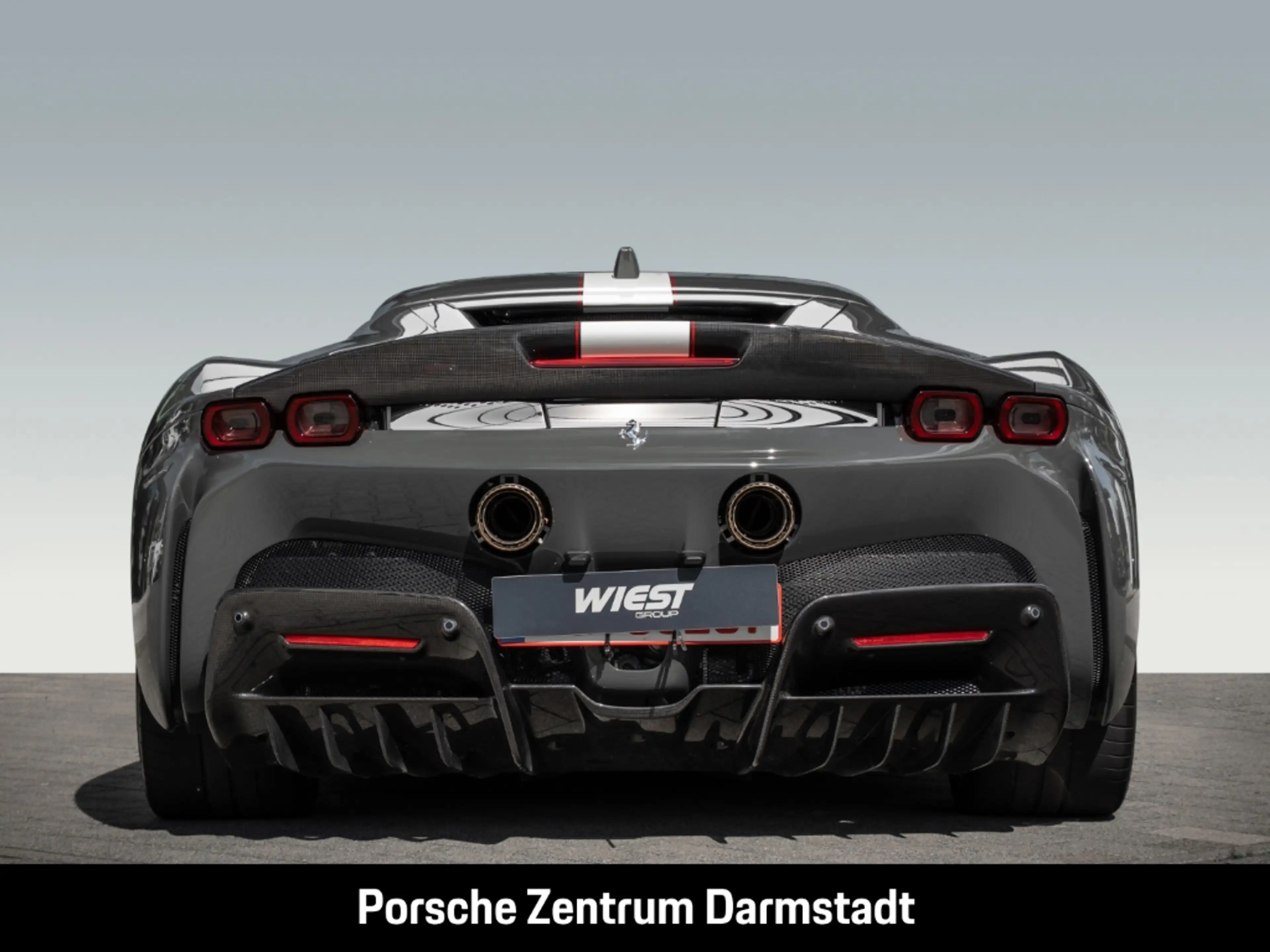 Ferrari SF90 Stradale — photo 13