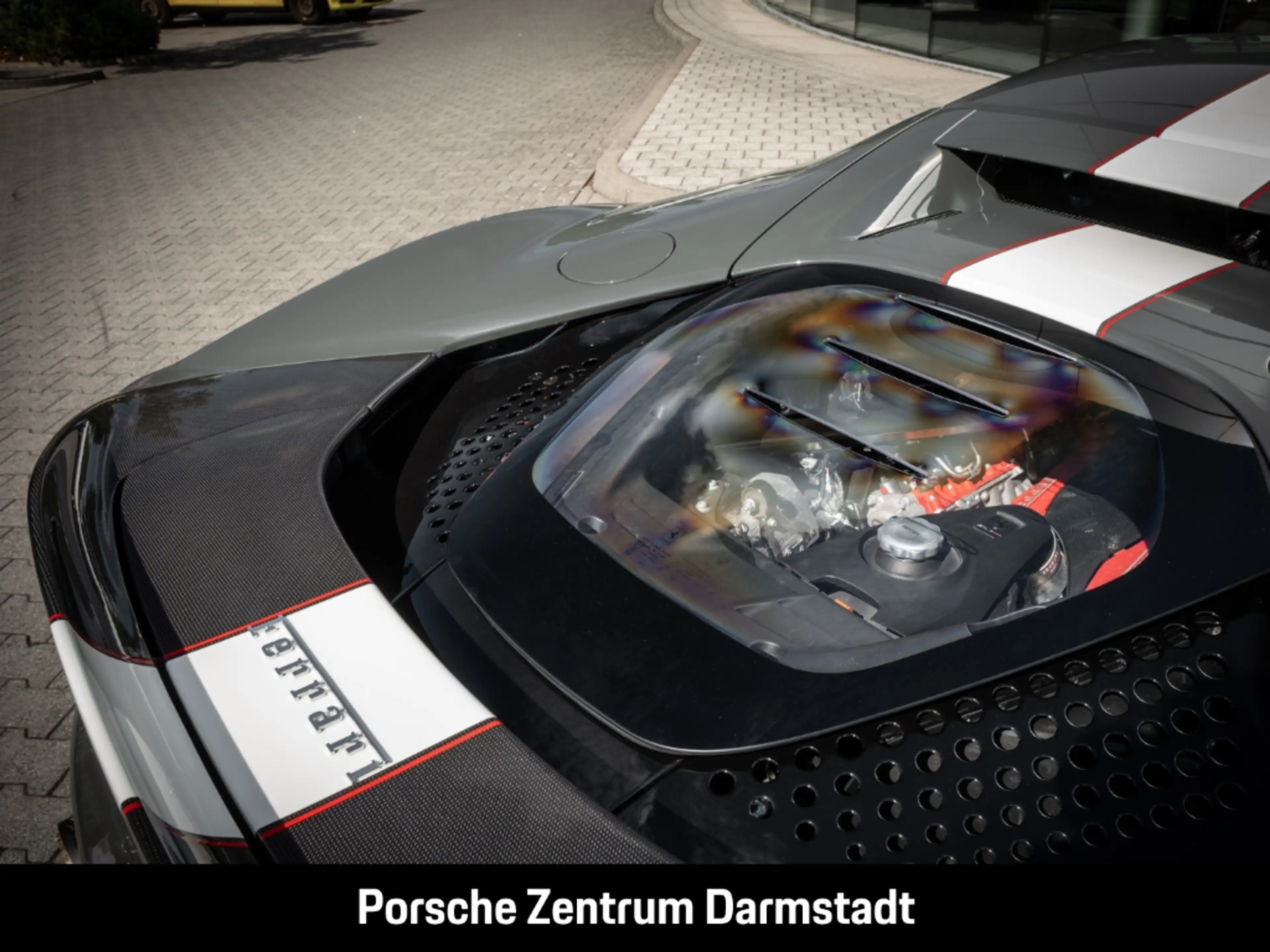 Ferrari SF90 Stradale — photo 15