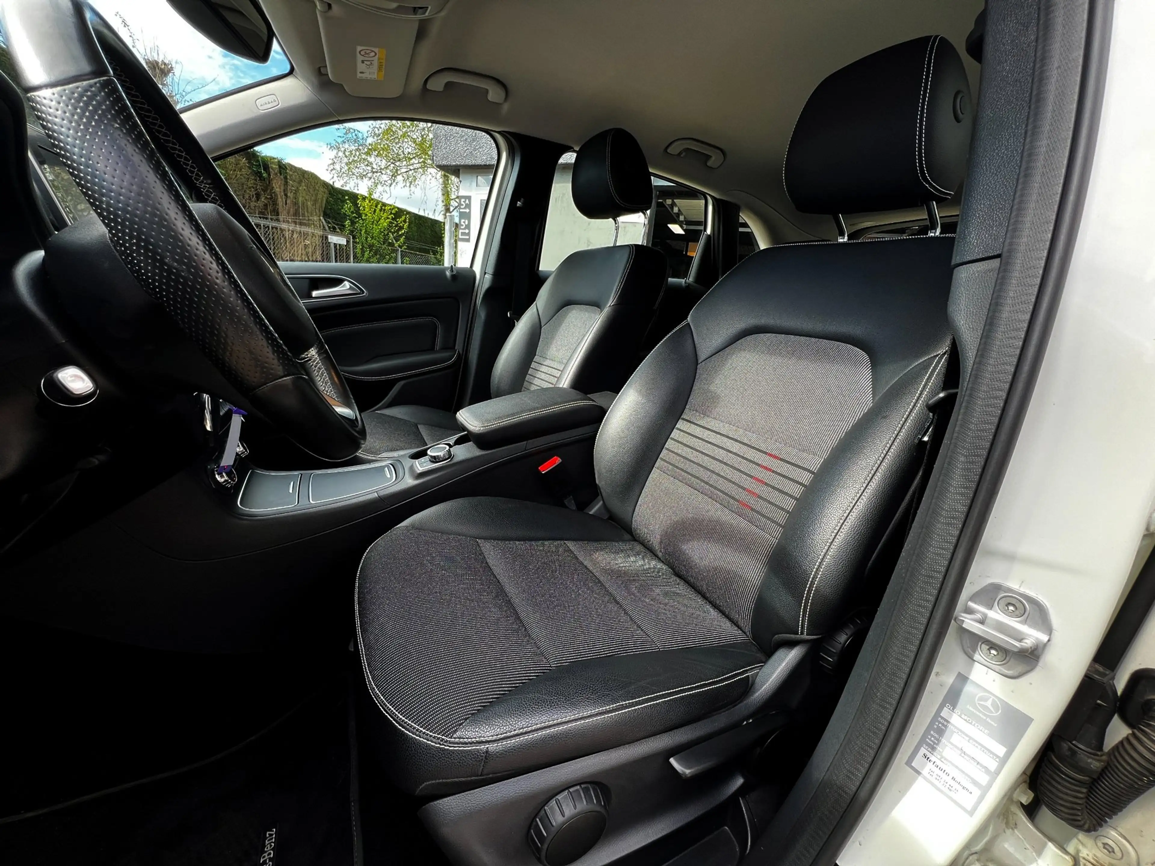 Mercedes-Benz B Electric Drive Prestige 28 kWh Camera_Navi_Automaat — photo 15