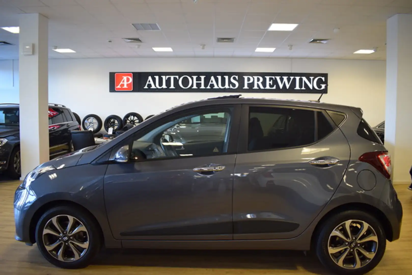 Hyundai i10 Style SCHIEBED./PDC/KLIMAUT./HYUNDAI SCHECKH Grau - 2