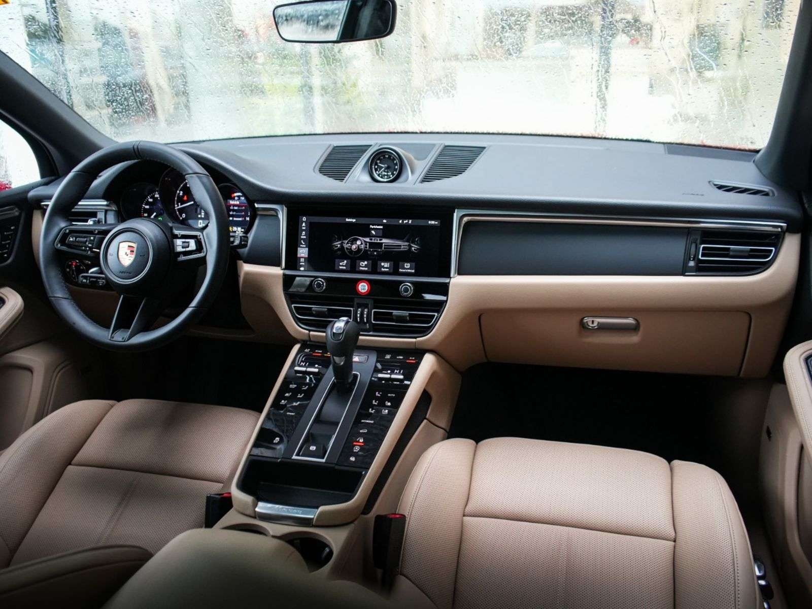2026 Porsche Macan thumb 19