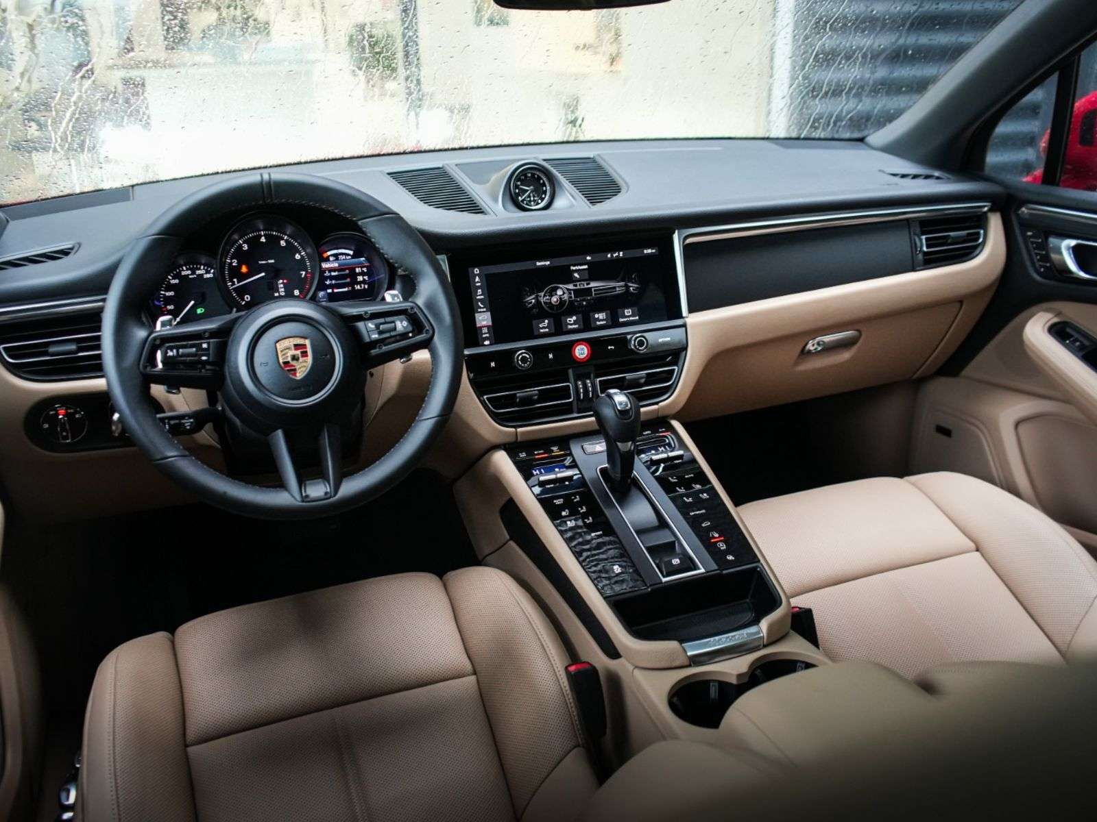 2026 Porsche Macan thumb 16