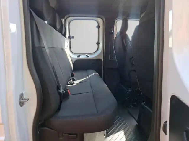 Renault Master view 13