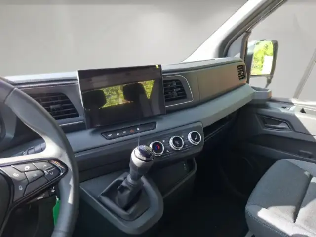 Renault Master view 9