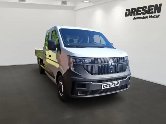 Renault Master view 2