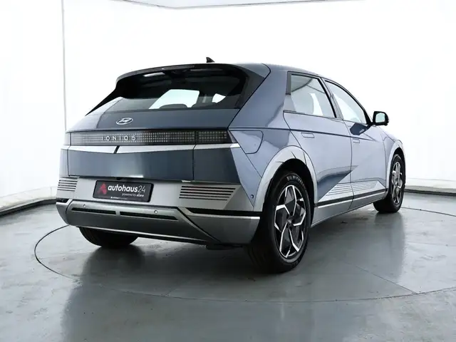 Hyundai Ioniq 5 view 5