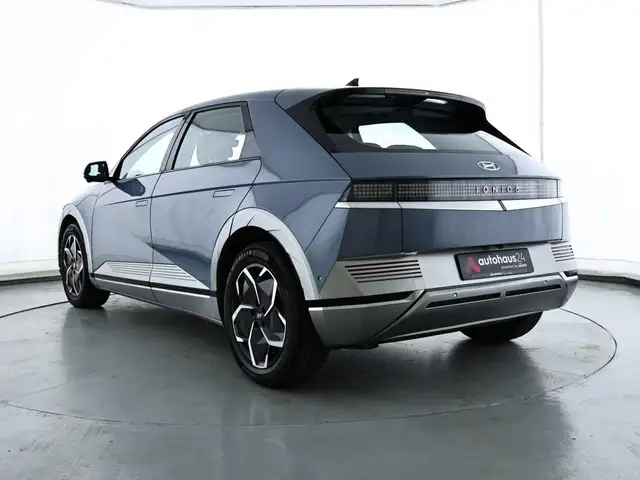 Hyundai Ioniq 5 view 4