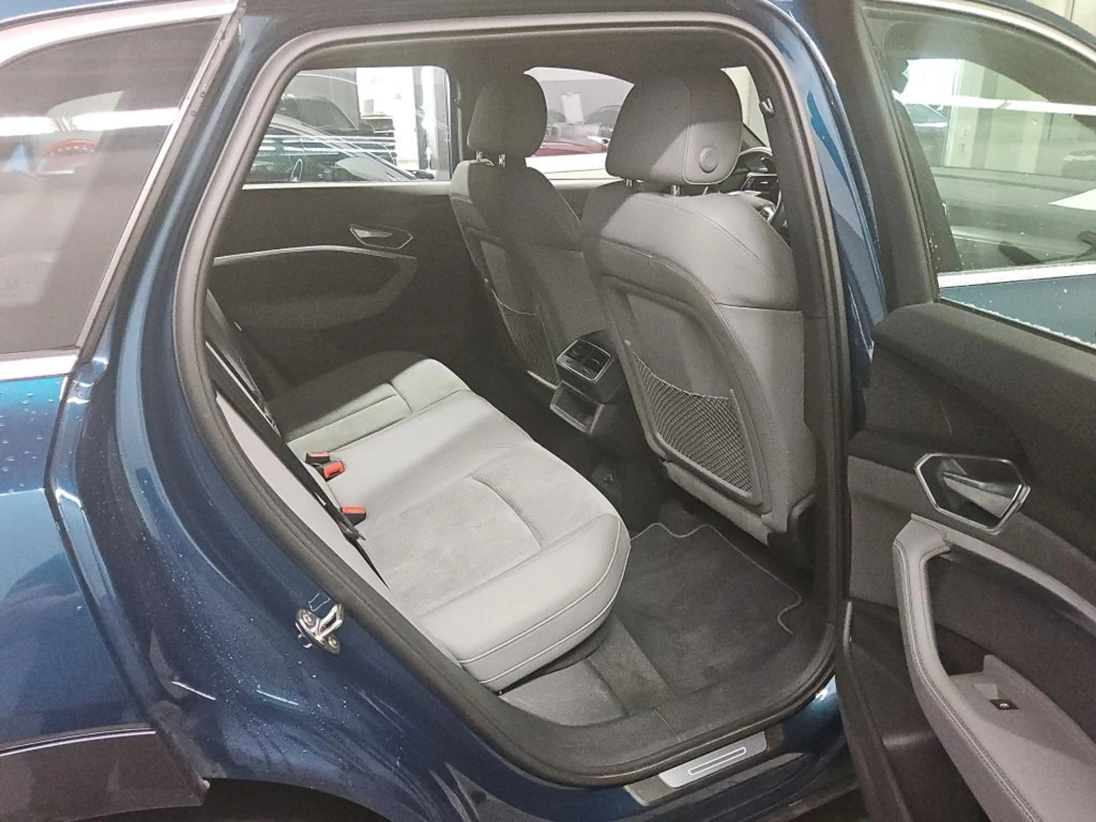 Audi e-tron 55 S line ACC HuD e-SITZE 20Z SHZ VC — photo 10