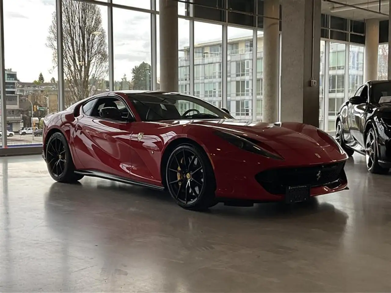 Ferrari 812 снимка Ferrari 812