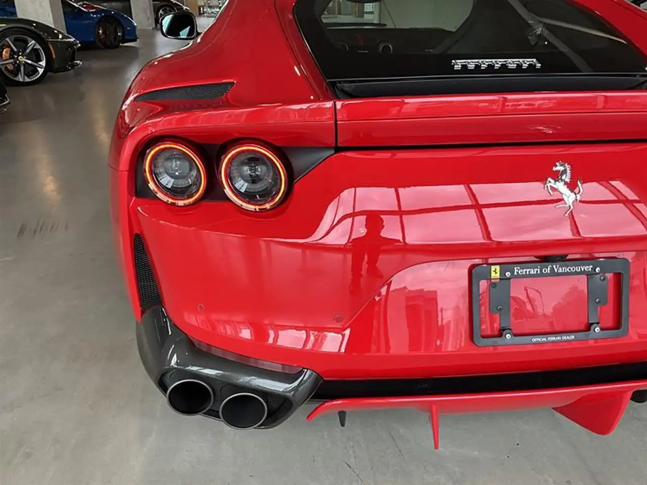 Ferrari 812 снимка Ferrari 812