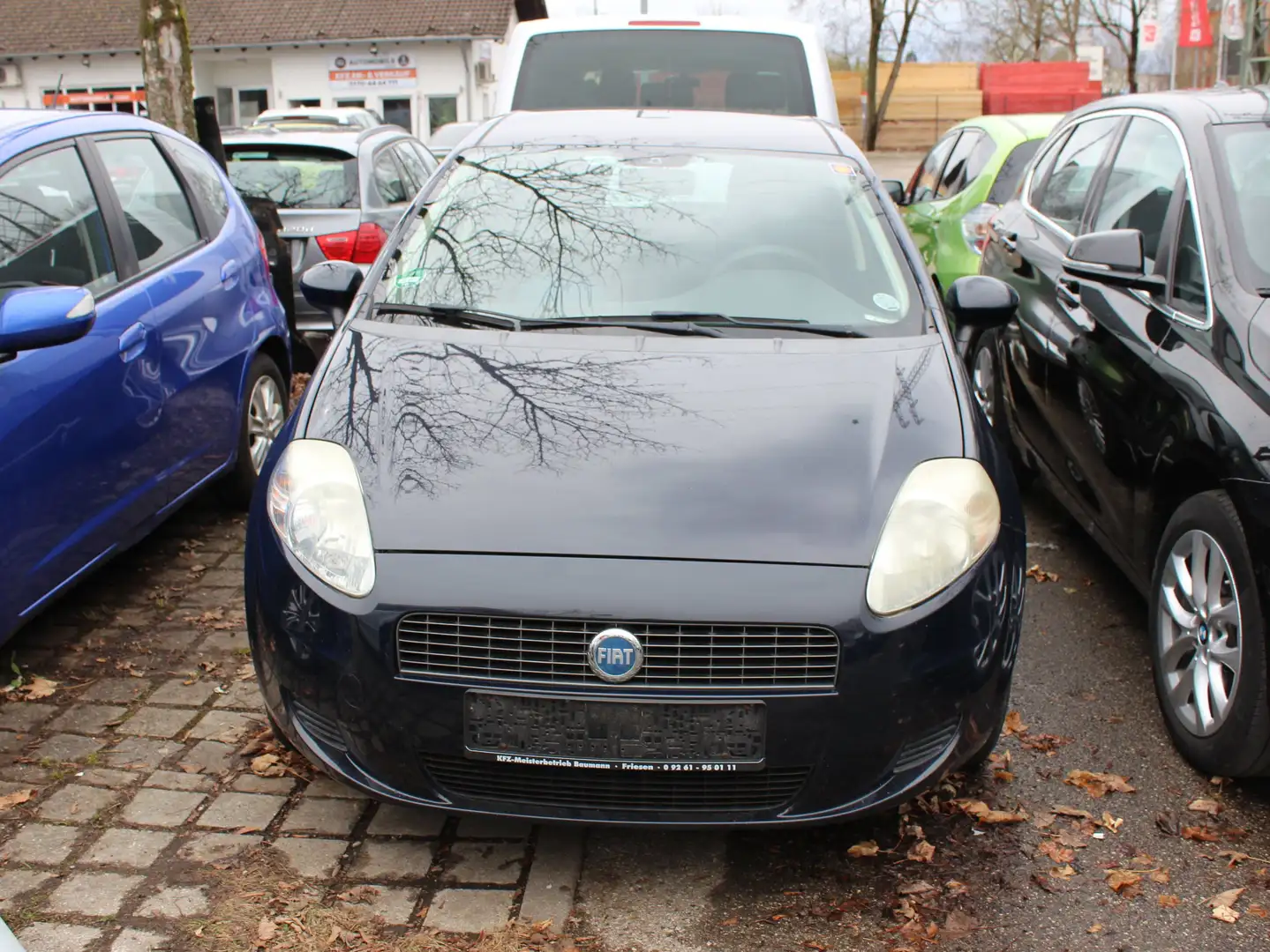 Fiat Grande Punto 1.4 8V Dynamic Blau - 1
