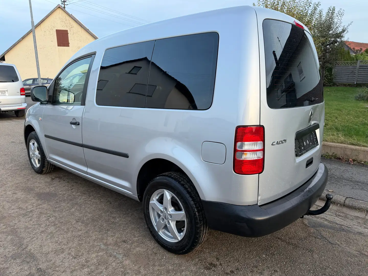 Volkswagen Caddy 1.6 TDI *5-Sitzer*AHK*Klima*HU 04/26*Alufelgen* Silber - 2