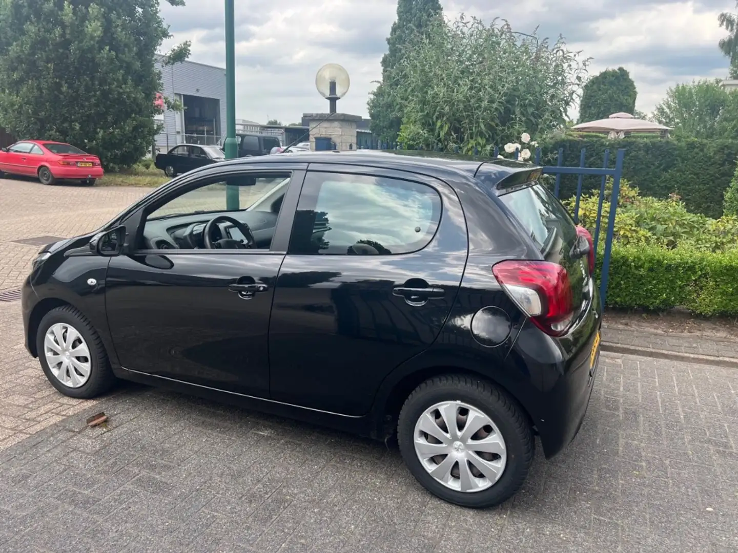 Peugeot 108 1.0 E-VTI ACTIVE Airco  Navi Achteruitrijcamera Mi Zwart - 2