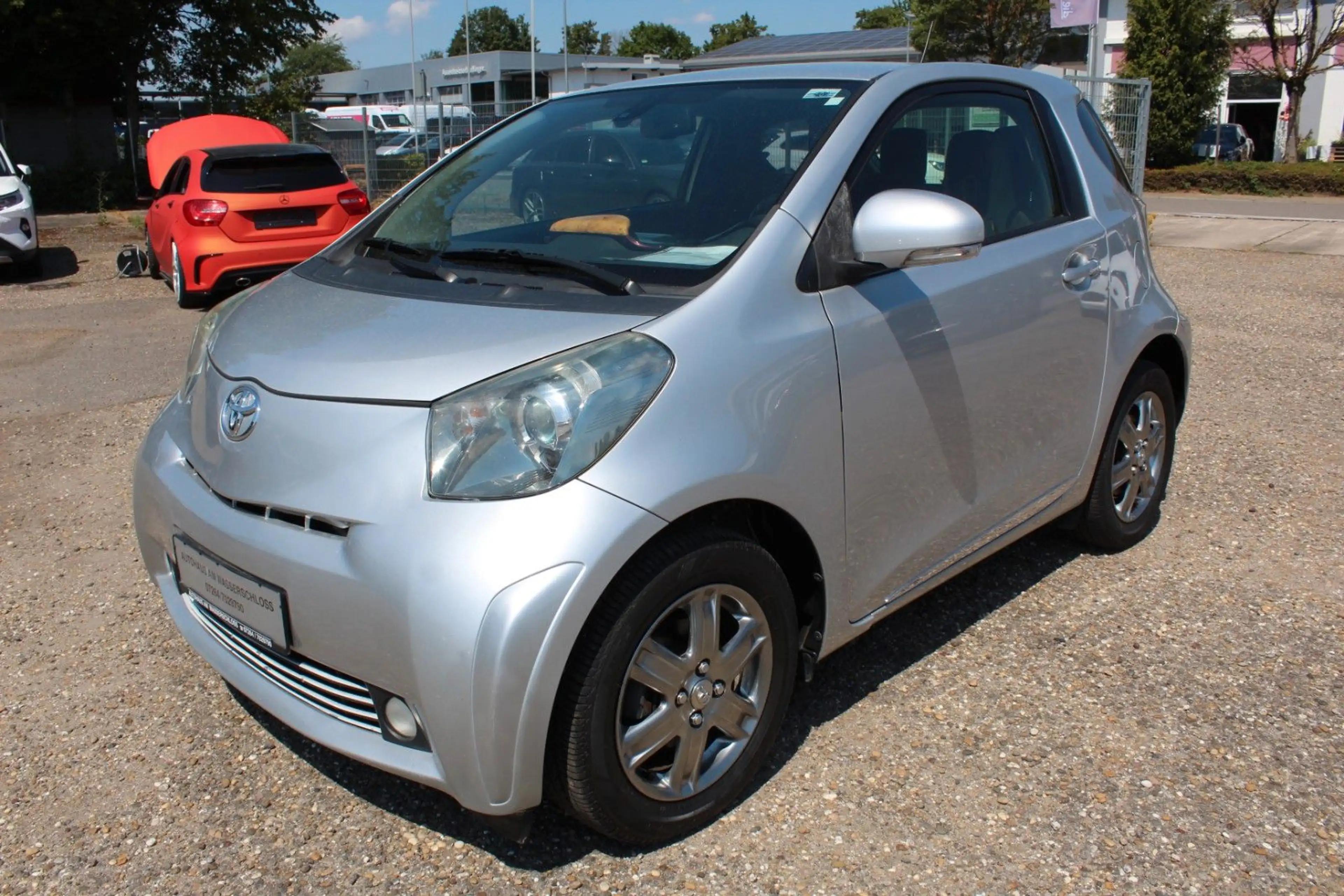 Toyota iQ iQ + 1.4*2. Hand*Einparkhilfe*Klimaautomatik*