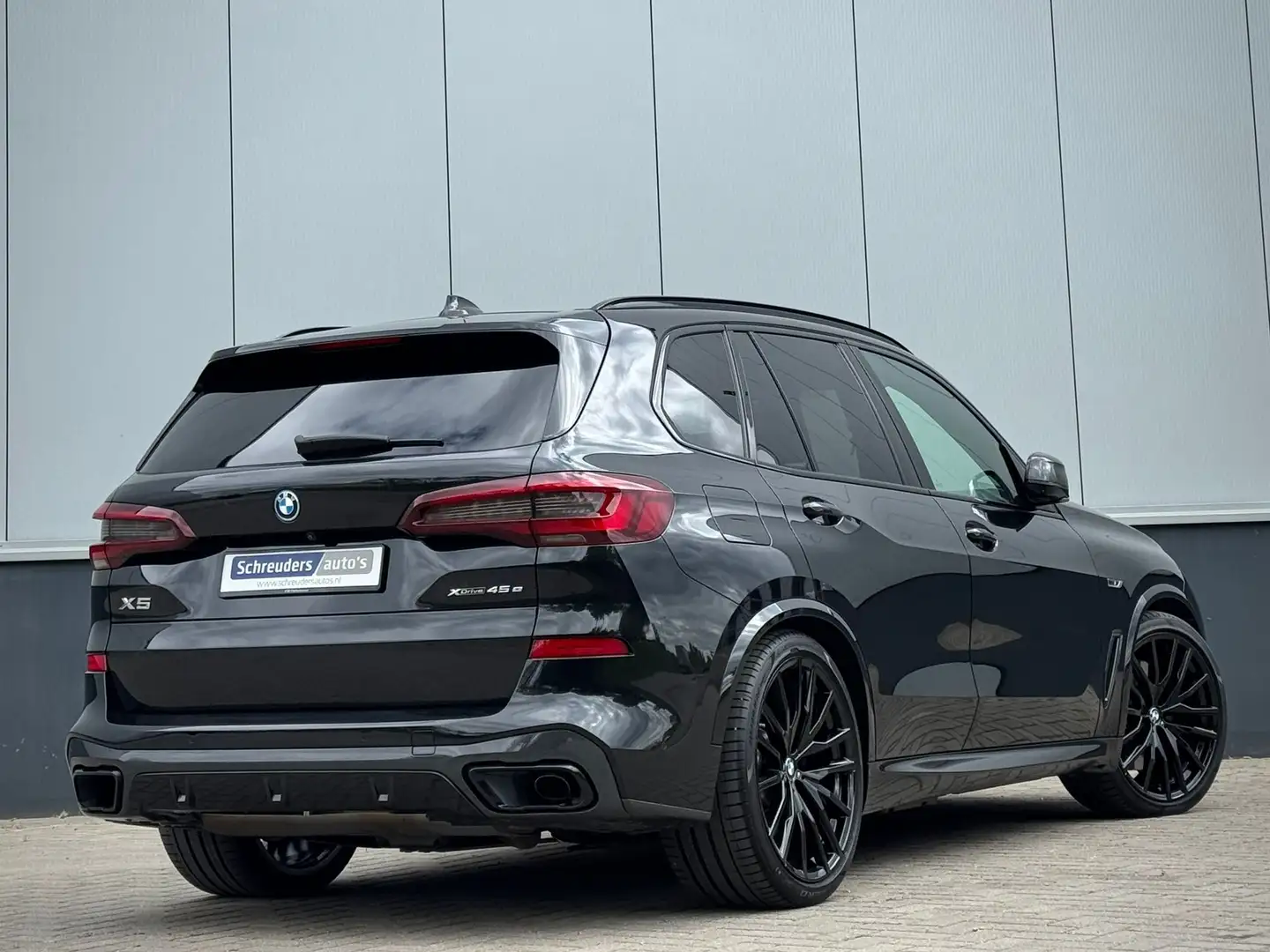BMW X5 Xdrive45e M-SPORT Pano 360 HUD 22 Night Vision BTW Zwart - 2