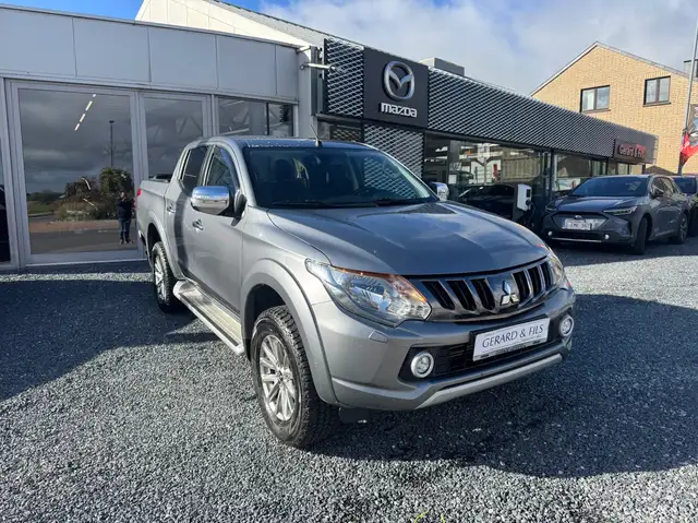 Mitsubishi L200 2.4 DI-D 4WD Intense (EU6)